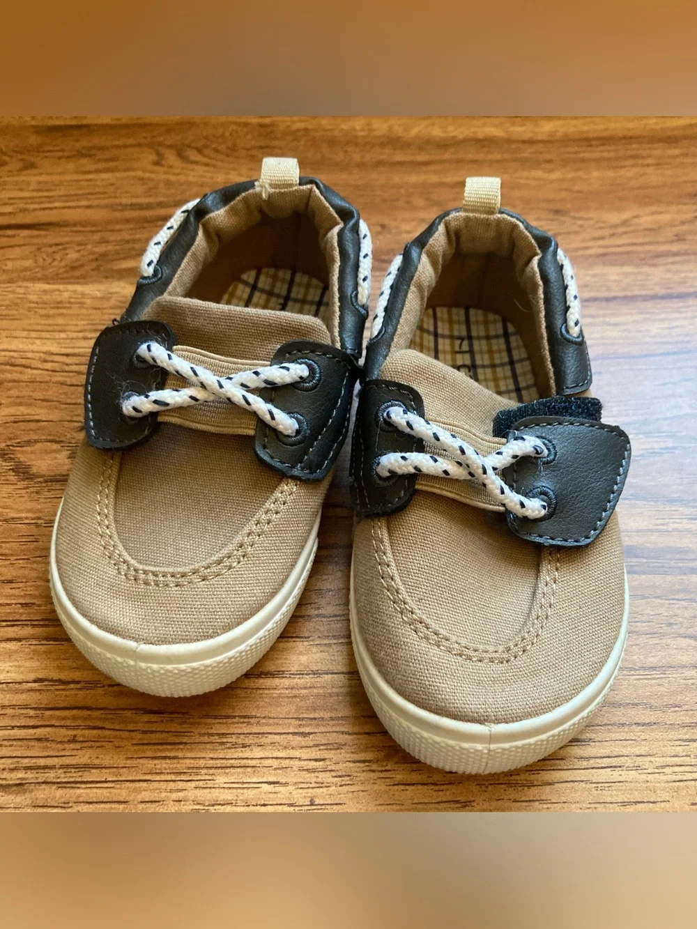 5/$15 Carter’s Tan & Navy Boat Shoes 7